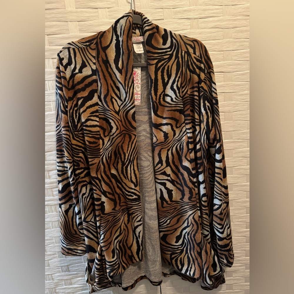 NWT Forever Young Tiger Print Open Front Cardigan 3x